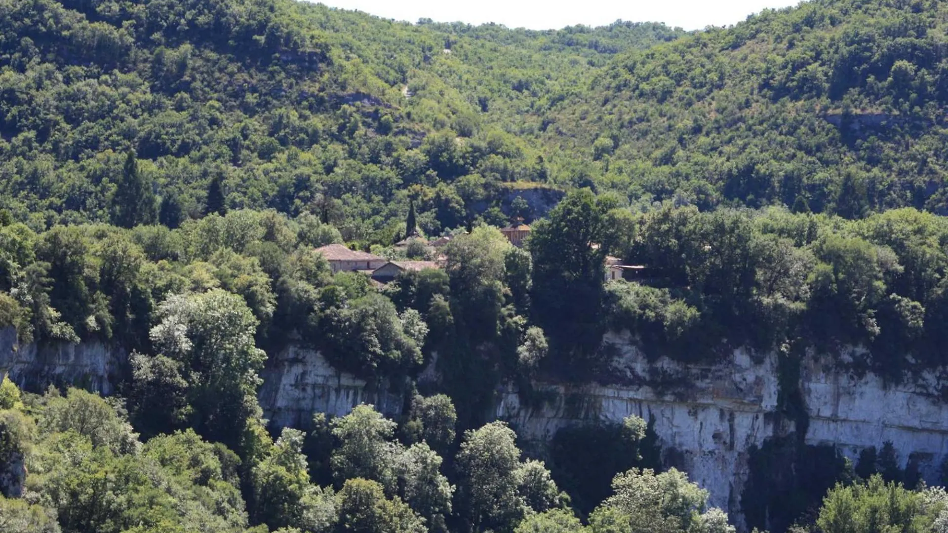 Le Chalet Des Berges - Piscine Chauffee & Ponton Prive - En Bordure De La Riviere Aveyron Saint-Antonin-Noble-Val