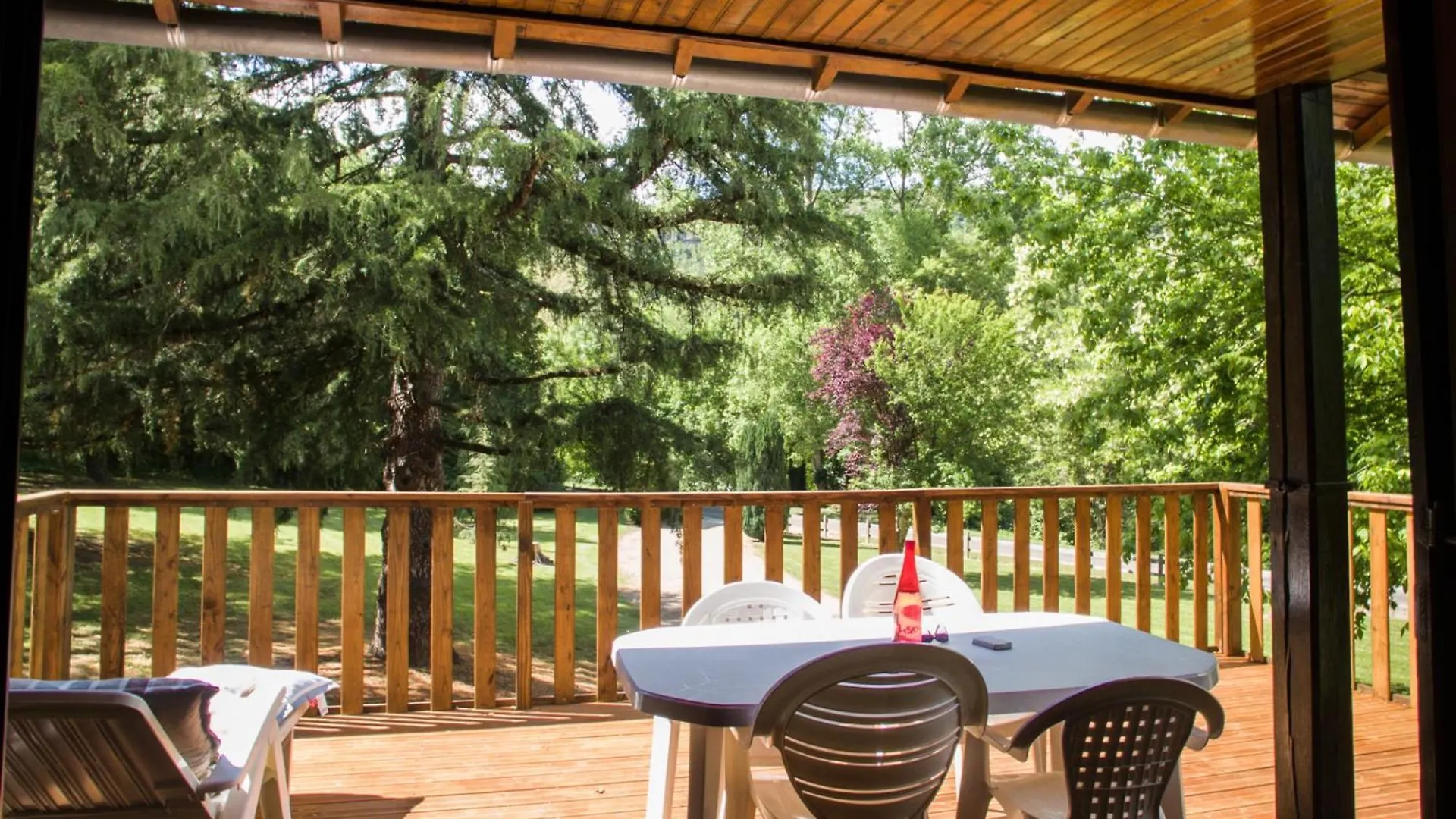 Le Chalet Des Berges - Piscine Chauffee & Ponton Prive - En Bordure De La Riviere Aveyron Saint-Antonin-Noble-Val