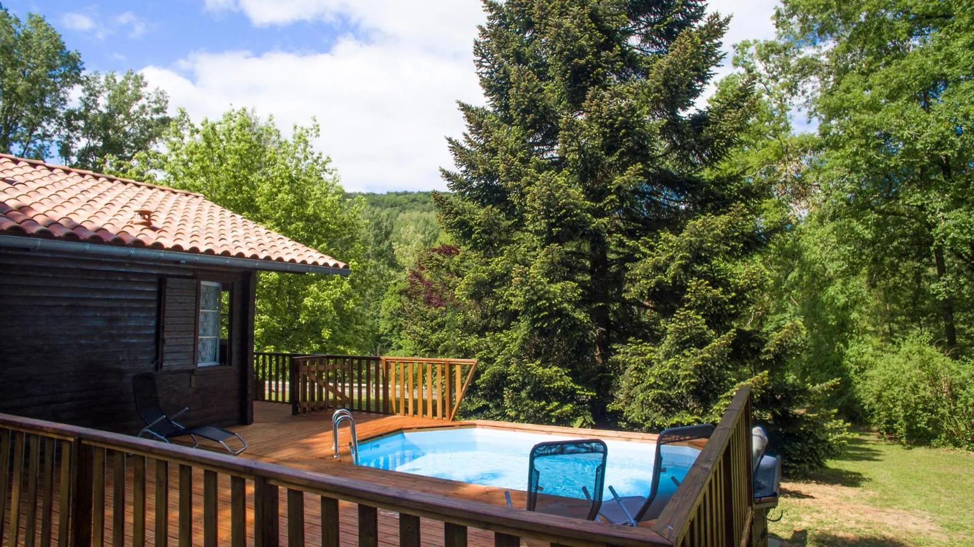 Le Chalet Des Berges - Piscine Chauffee & Ponton Prive - En Bordure De La Riviere Aveyron Saint-Antonin-Noble-Val